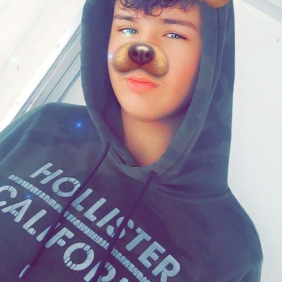 Meet your Posher, Aaron - Picture 1 of 1